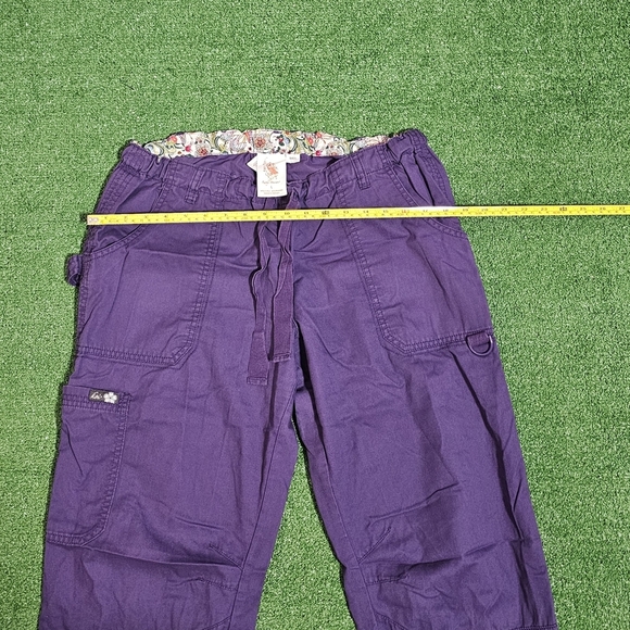 Vibrant Purple Cargo Pants - Picture 7 of 8